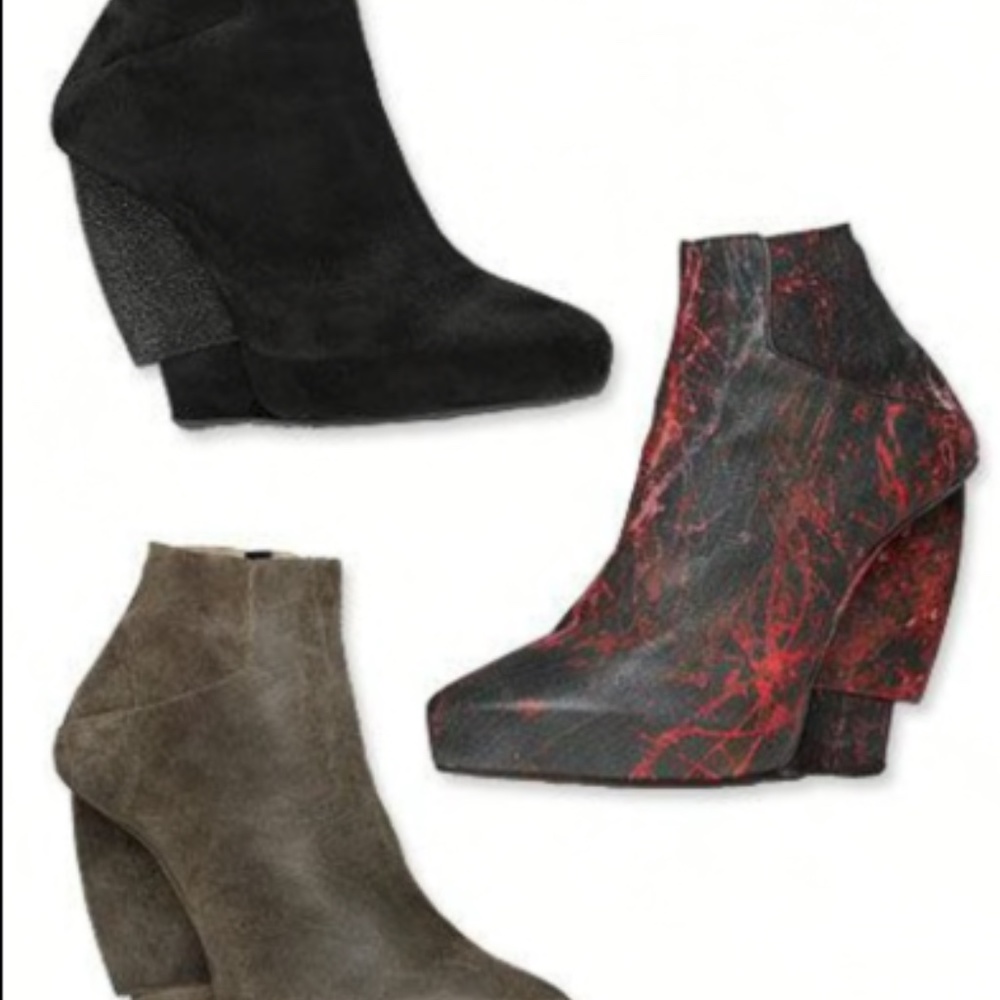 Helmut Lang Game of Thrones Black and Red Marble Leather Ankle Booties - Picture 16 of 16